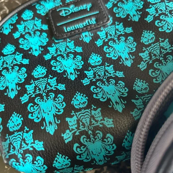 Loungefly Disney haunted mansion cosmetic bag set - Picture 2 of 2